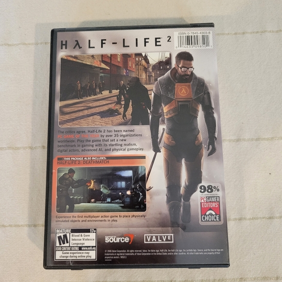 Originally Half Life 2 PC Game - Picture 2 of 8